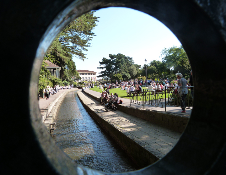 slideshow image
