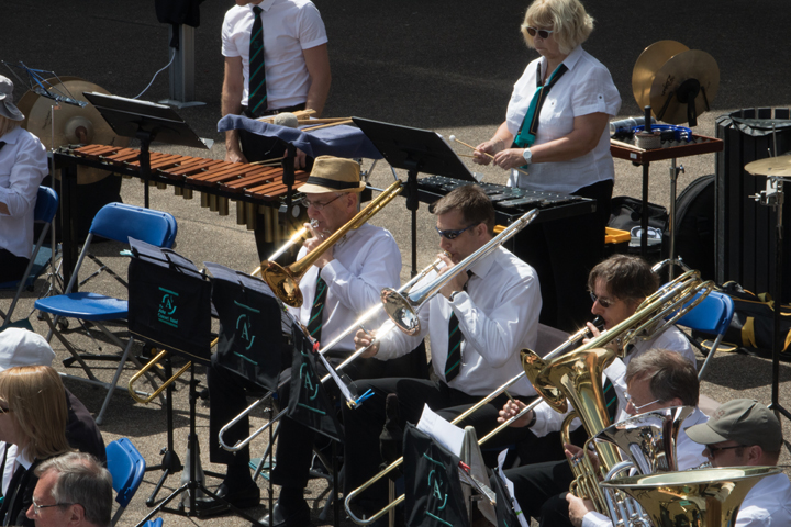 click for next image... slideshow image